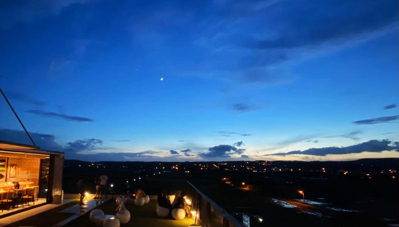 FFF Hotel Heng-ch'un Buitenkant foto